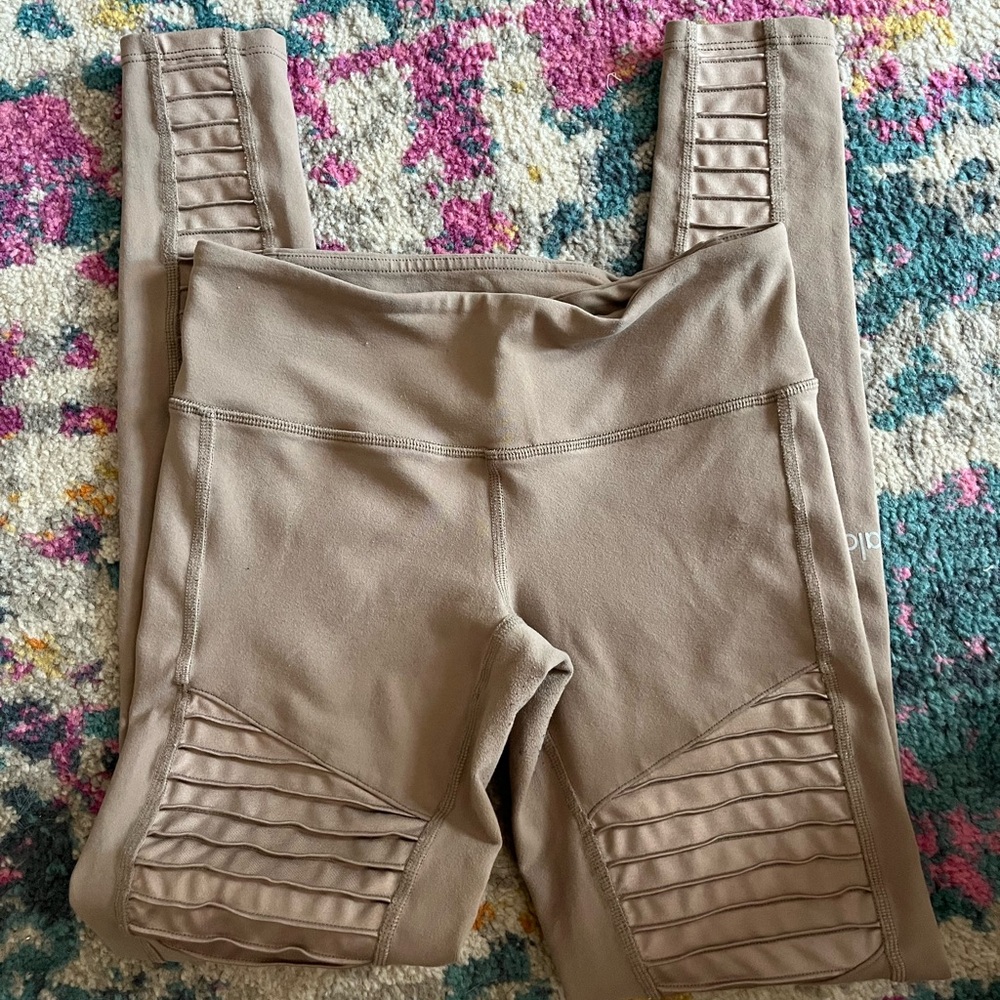 Alo leggings